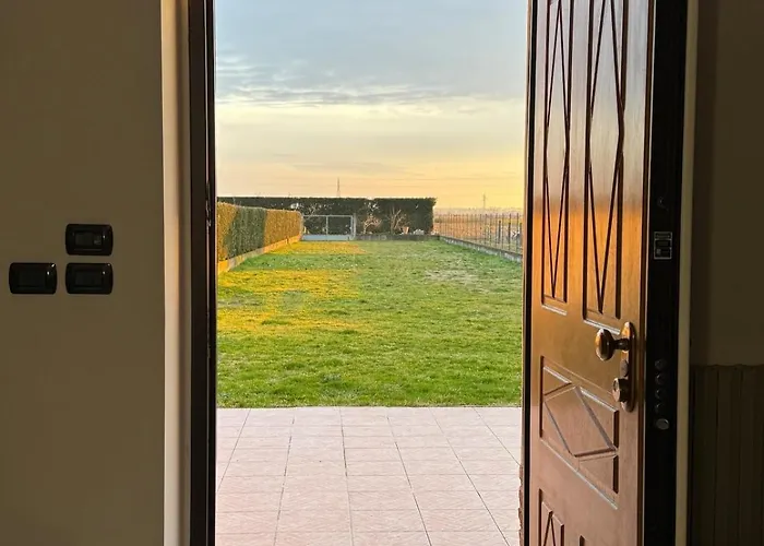 Casa Con Giardino Tra Asti E Torino, Relax Nel