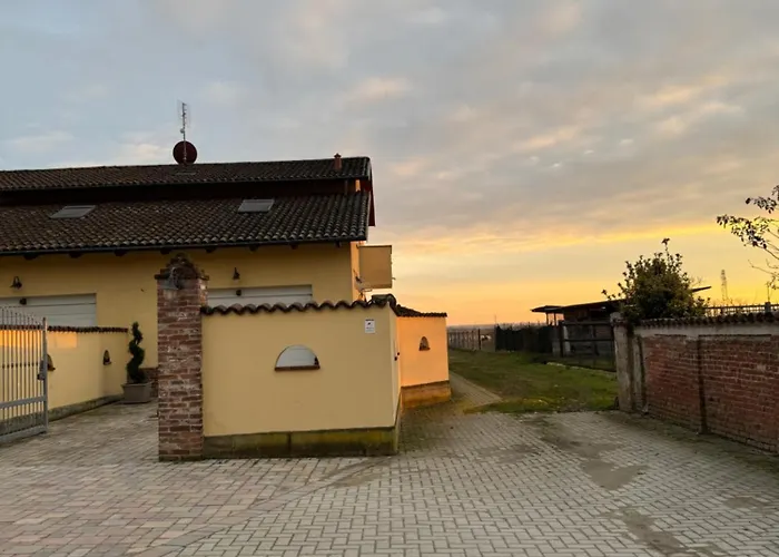 펜션 Casa Con Giardino Tra Asti E Torino, Relax Nel